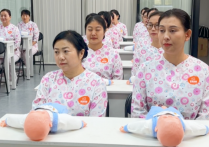 怎么去判断一个月嫂培训机构的好坏呢？