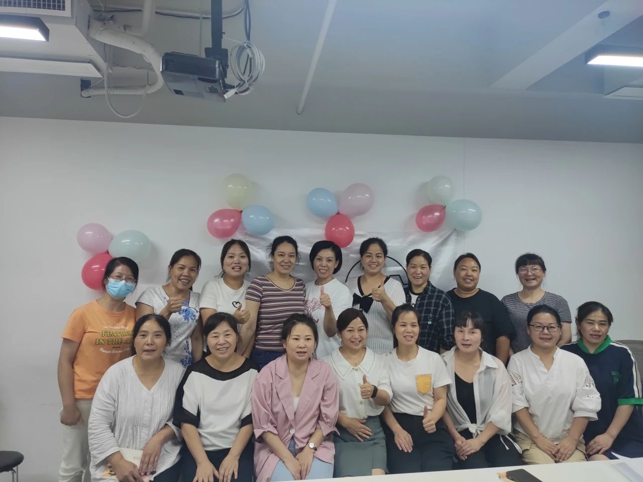 家嘉母婴月嫂读书会精选 家嘉母婴月嫂读书会精选