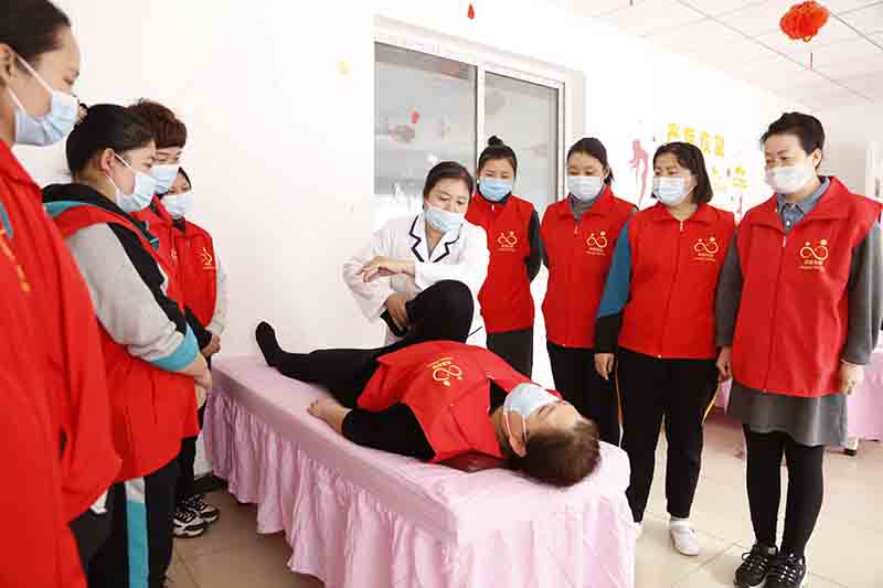 月嫂和产康师哪个有前途 月嫂和产康师哪个有前途