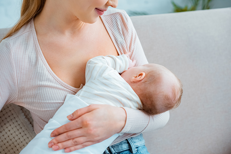 胸小就没奶？母乳喂养最常见的7个误区