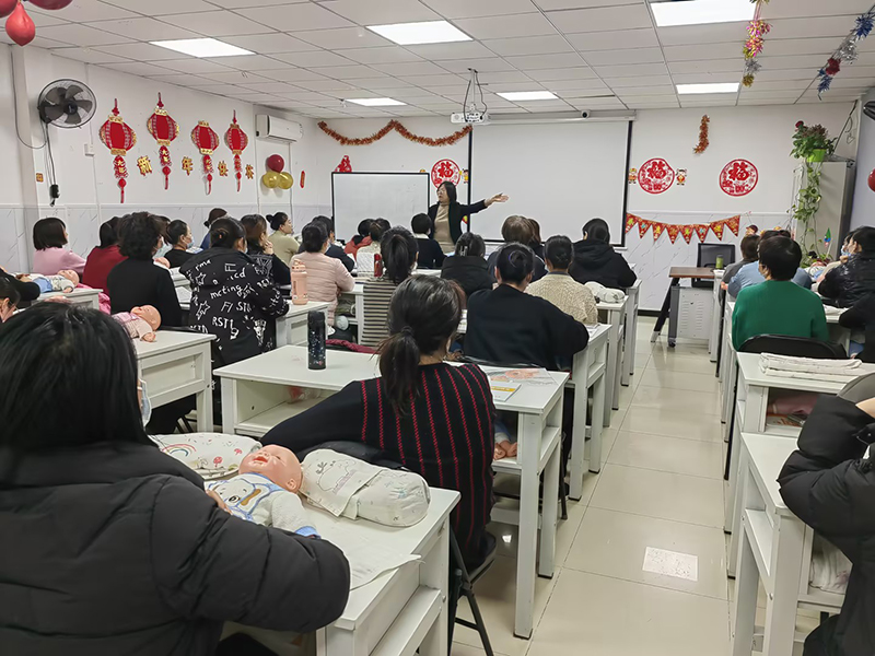 做月嫂这个工作,什么样的人最适合 做月嫂这个工作,什么样的人最适合